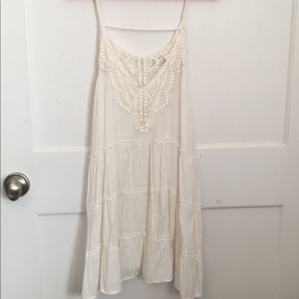 WHITE CASUAL DRESS